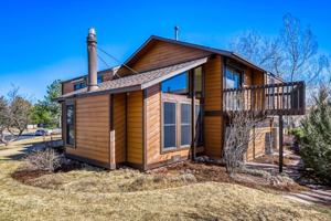 featured image of 3320 Longwood Ave