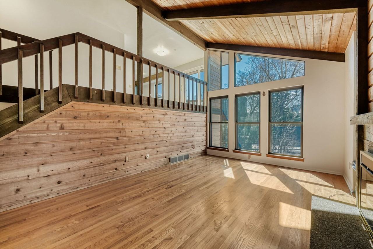 3320 Longwood Ave - Photo 5 of 38