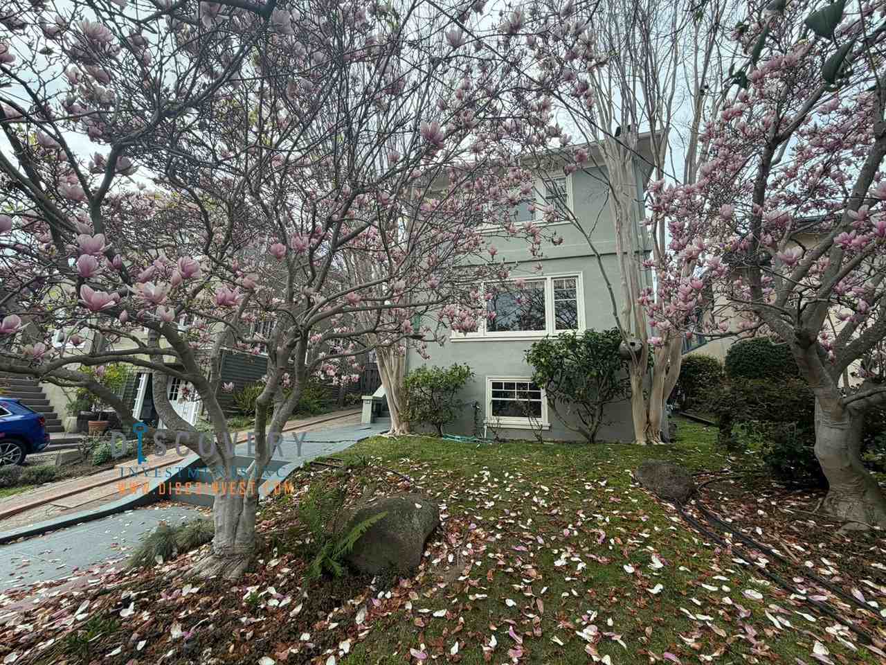 4133 Lakeshore Ave - Photo 2 of 50