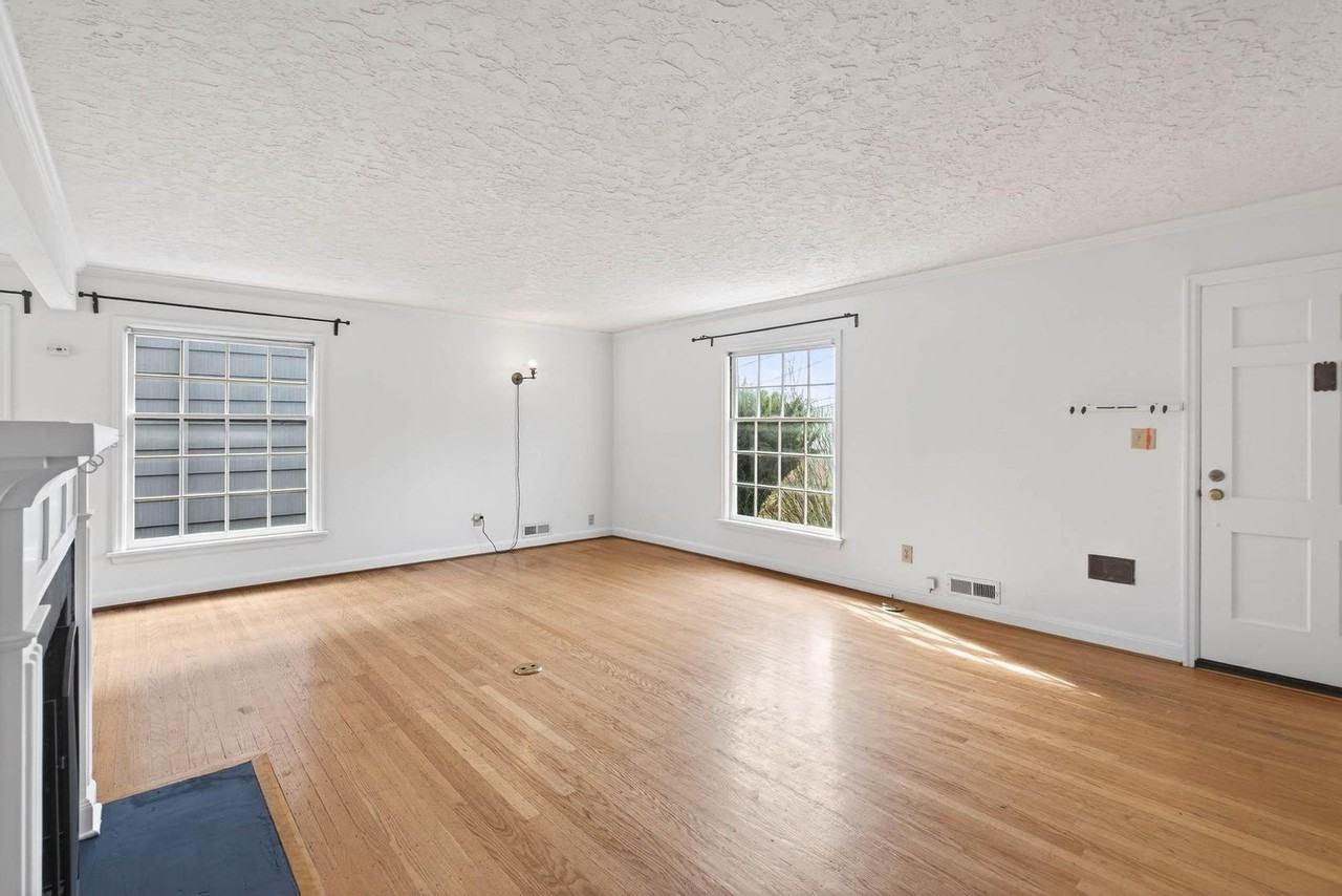 3416 Ne 32nd Pl - Photo 4 of 47