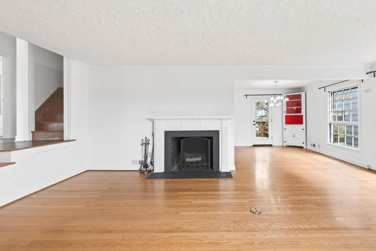 3416 Ne 32nd Pl - Photo 7 of 47