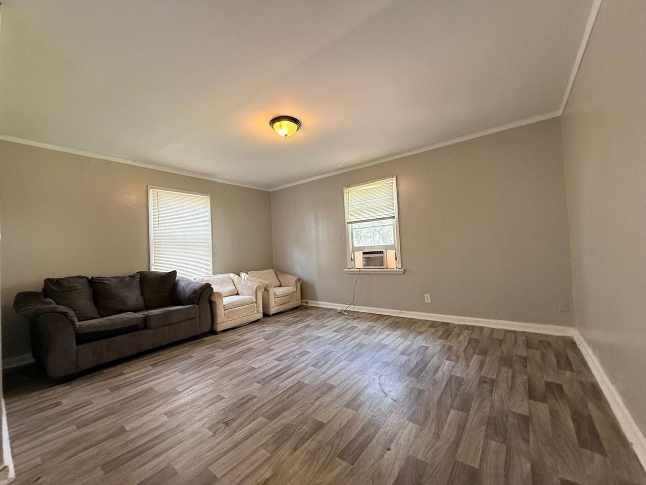 3114 Cotton St - Photo 7 of 10