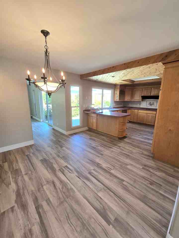 151 Larkhill St - Photo 7 of 26