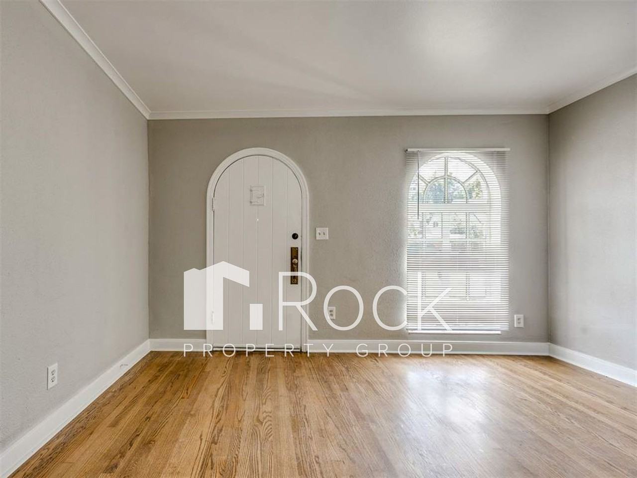 3125 Nw 25th St - Photo 2 of 33