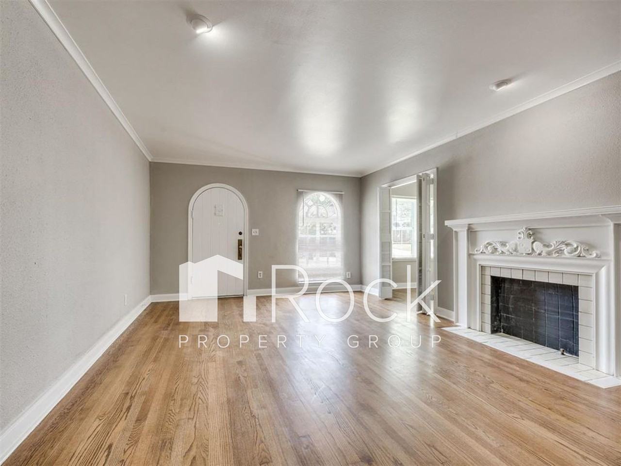 3125 Nw 25th St - Photo 4 of 33