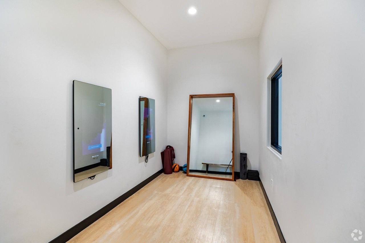 Start Living the Good Life at Pascal Gardens! - Photo 4 of 50