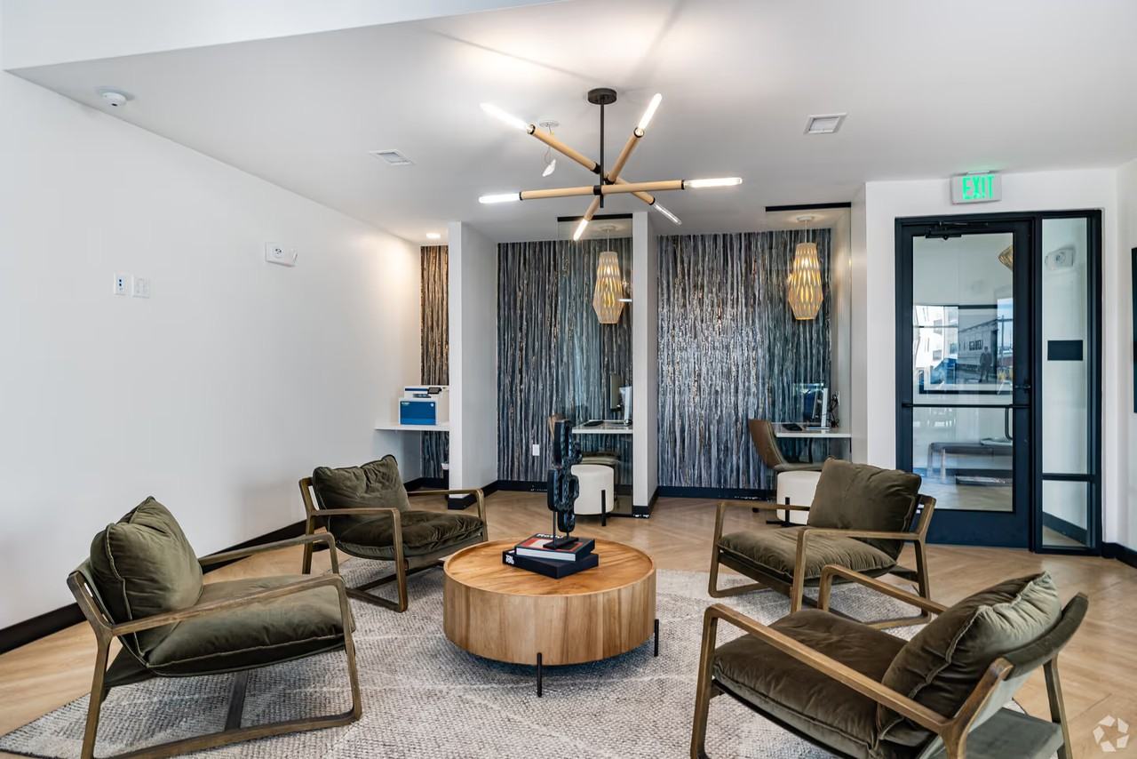 Start Living the Good Life at Pascal Gardens! - Photo 5 of 50