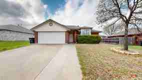 2706 Hemlock Dr - Photo 1 of 1