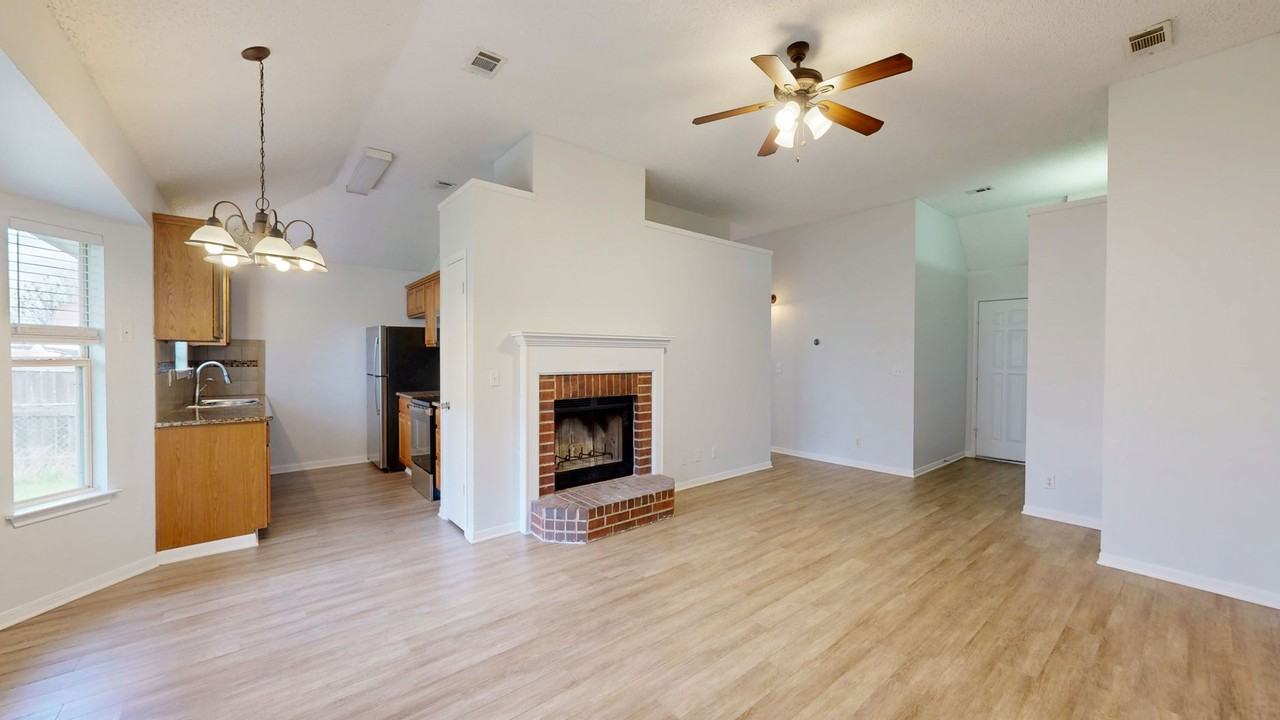 2706 Hemlock Dr - Photo 7 of 18