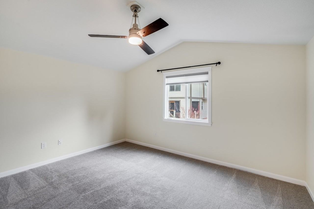 9030 N Allegheny Ave - Photo 6 of 12