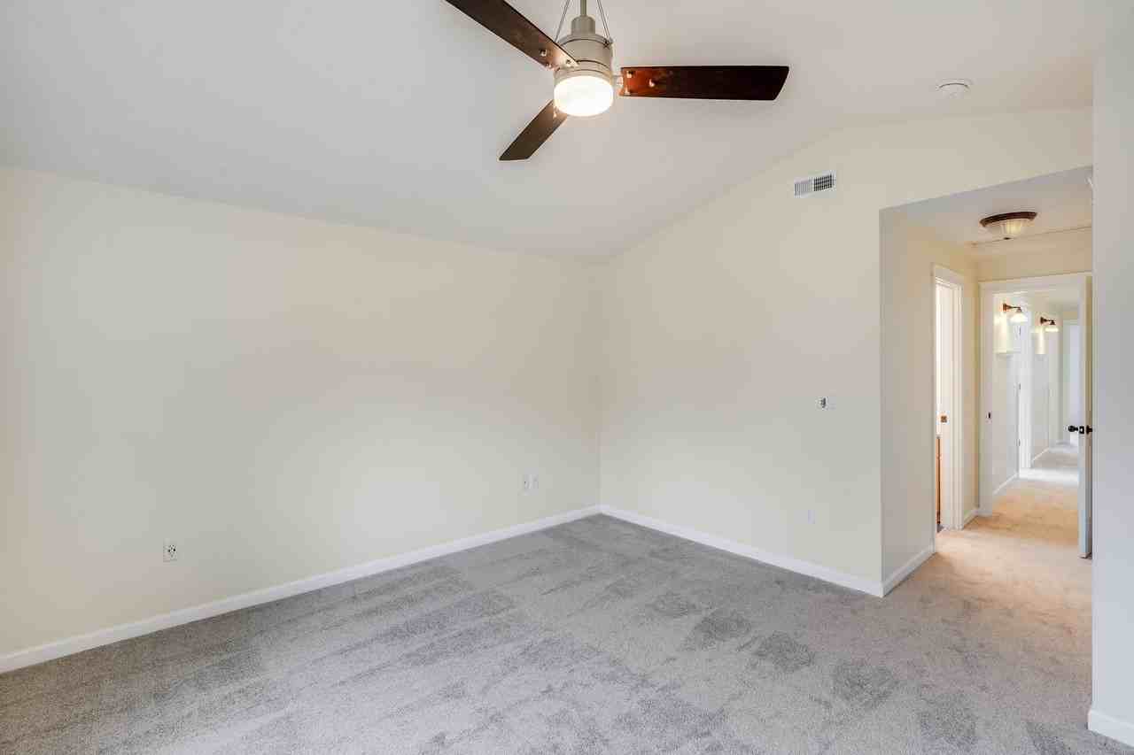 9030 N Allegheny Ave - Photo 7 of 12