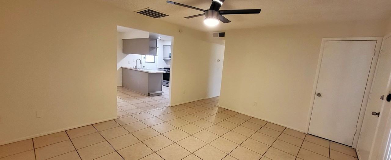 5410 W Hubbell St - Photo 4 of 19