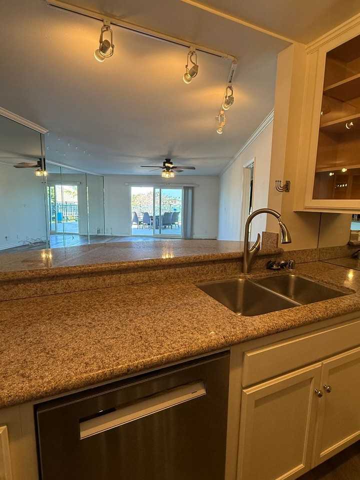 3101 Peninsula Rd #121 - Photo 7 of 37