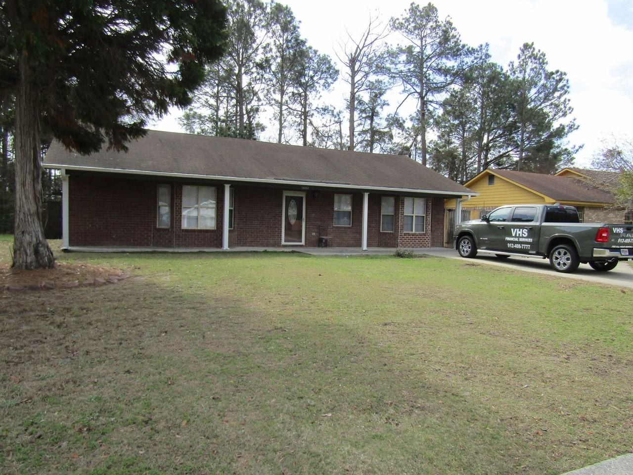 1087 Desert Shield St - Photo 2 of 26