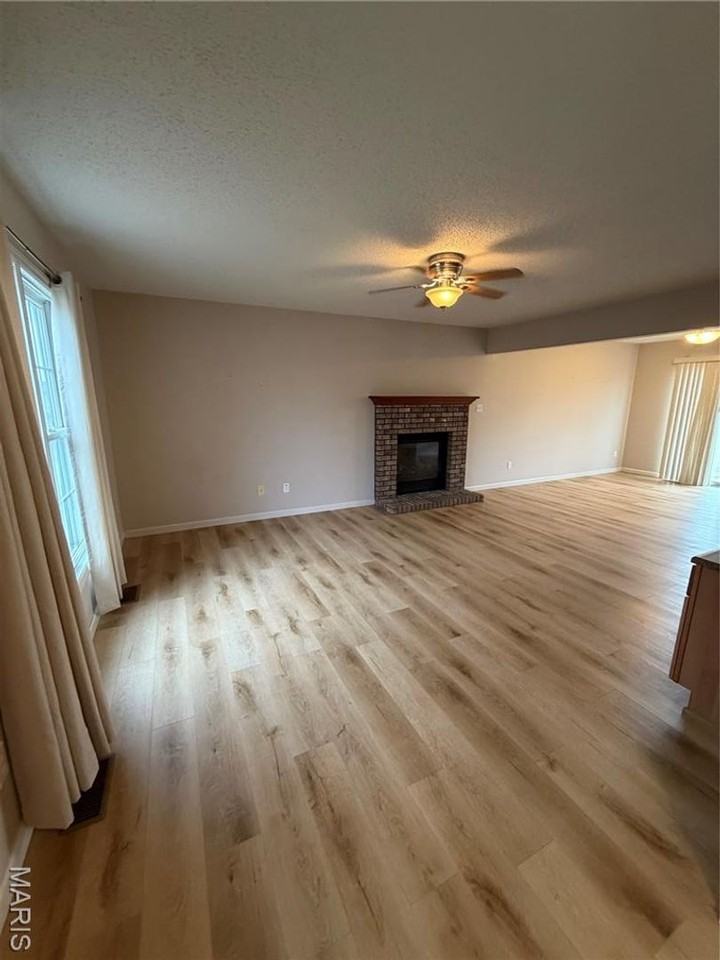 56 Helena Ct - Photo 7 of 24