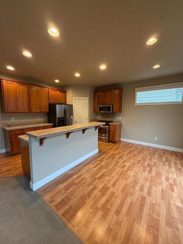 11503 Nw 29th Pl - Photo 4 of 31