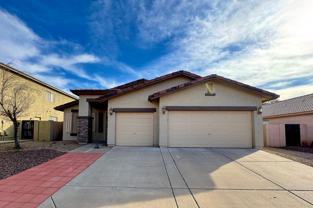 2305 W Carter Rd - Photo 1 of 1