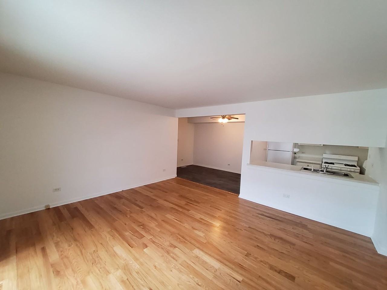 7926 163rd Pl - Photo 2 of 9