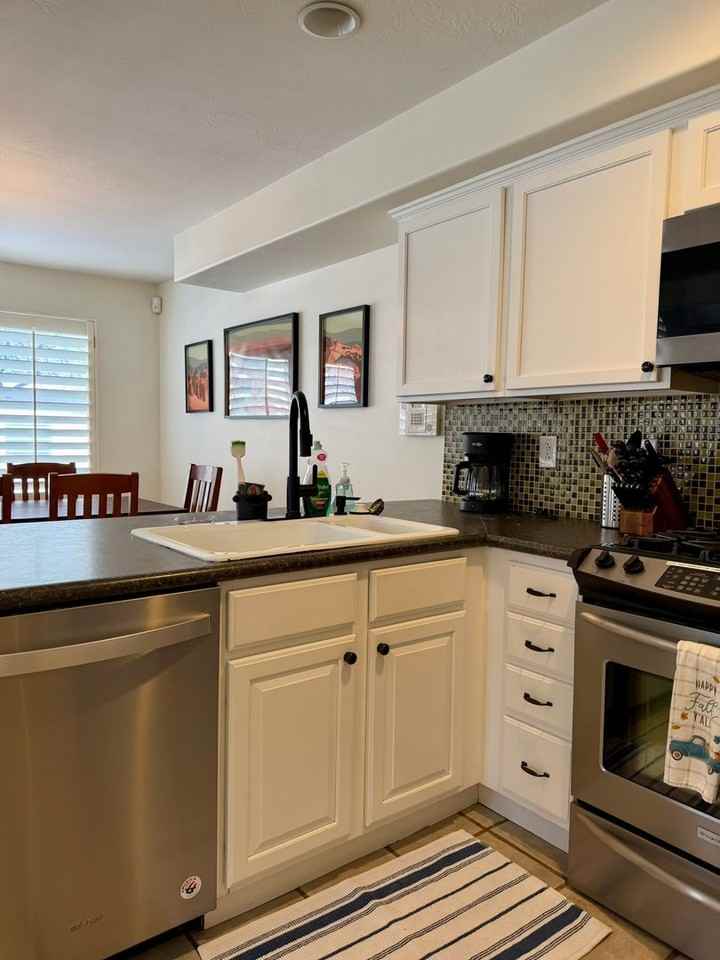 1140 E Parkway Ave Apt C2 - Photo 7 of 50