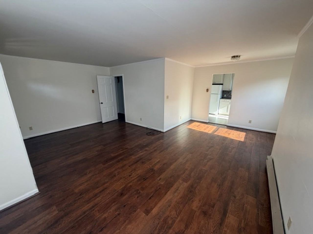 508 N Iron St - Photo 3 of 12