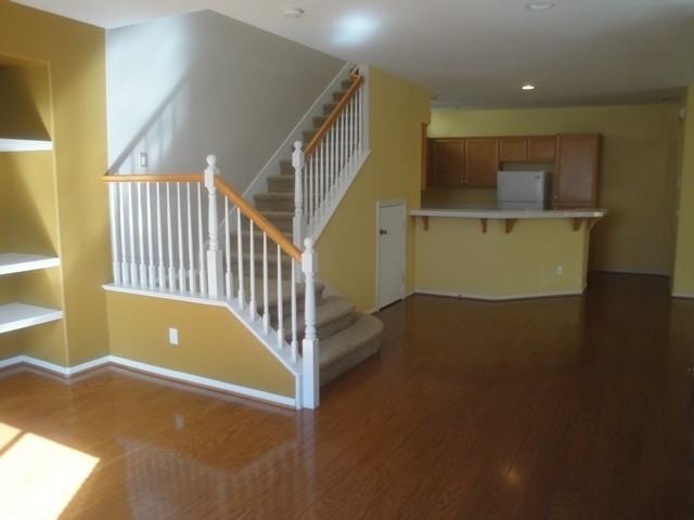 2331 Nightshade Ln - Photo 3 of 9