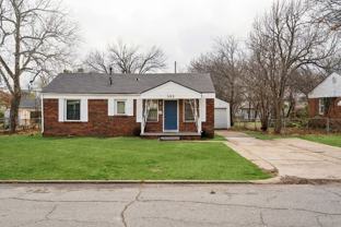 202 W Peach St - Photo 1 of 1