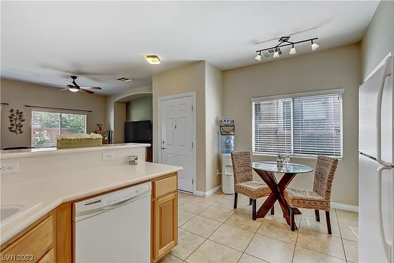 7024 Caribou Ridge St - Photo 4 of 13