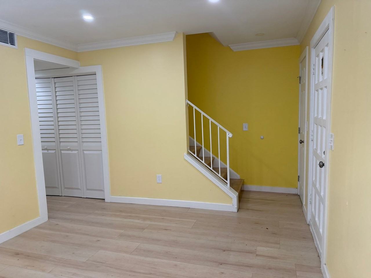 400 William Hilton Pkwy - Photo 3 of 20