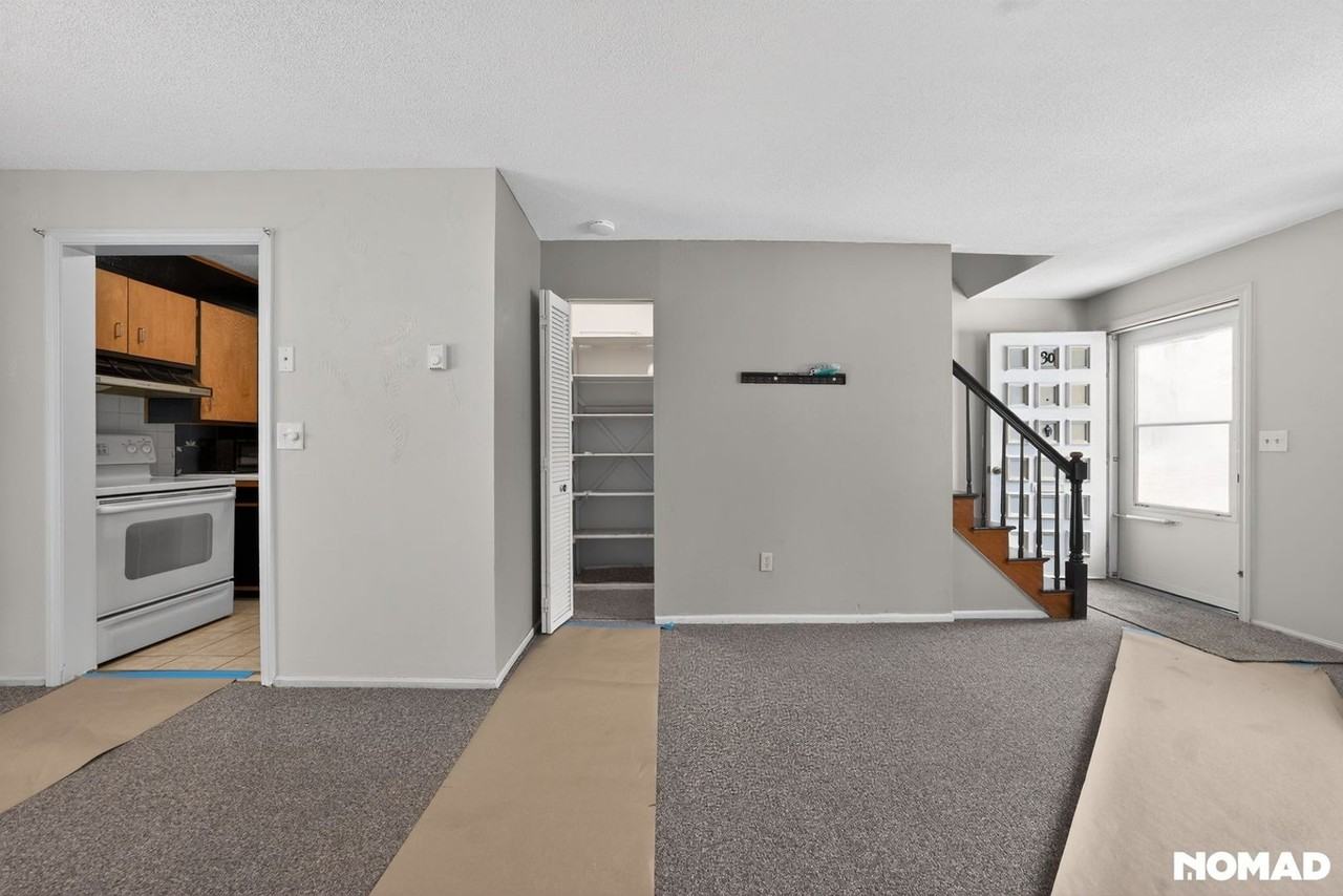 127 Black Point Rd - Photo 6 of 21