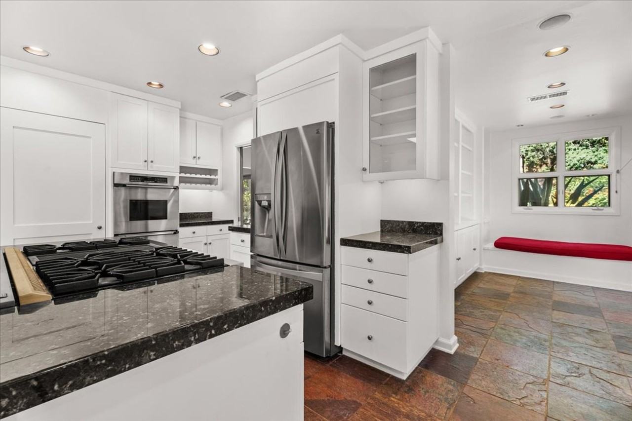 8049 Briar Summit Dr - Photo 6 of 24