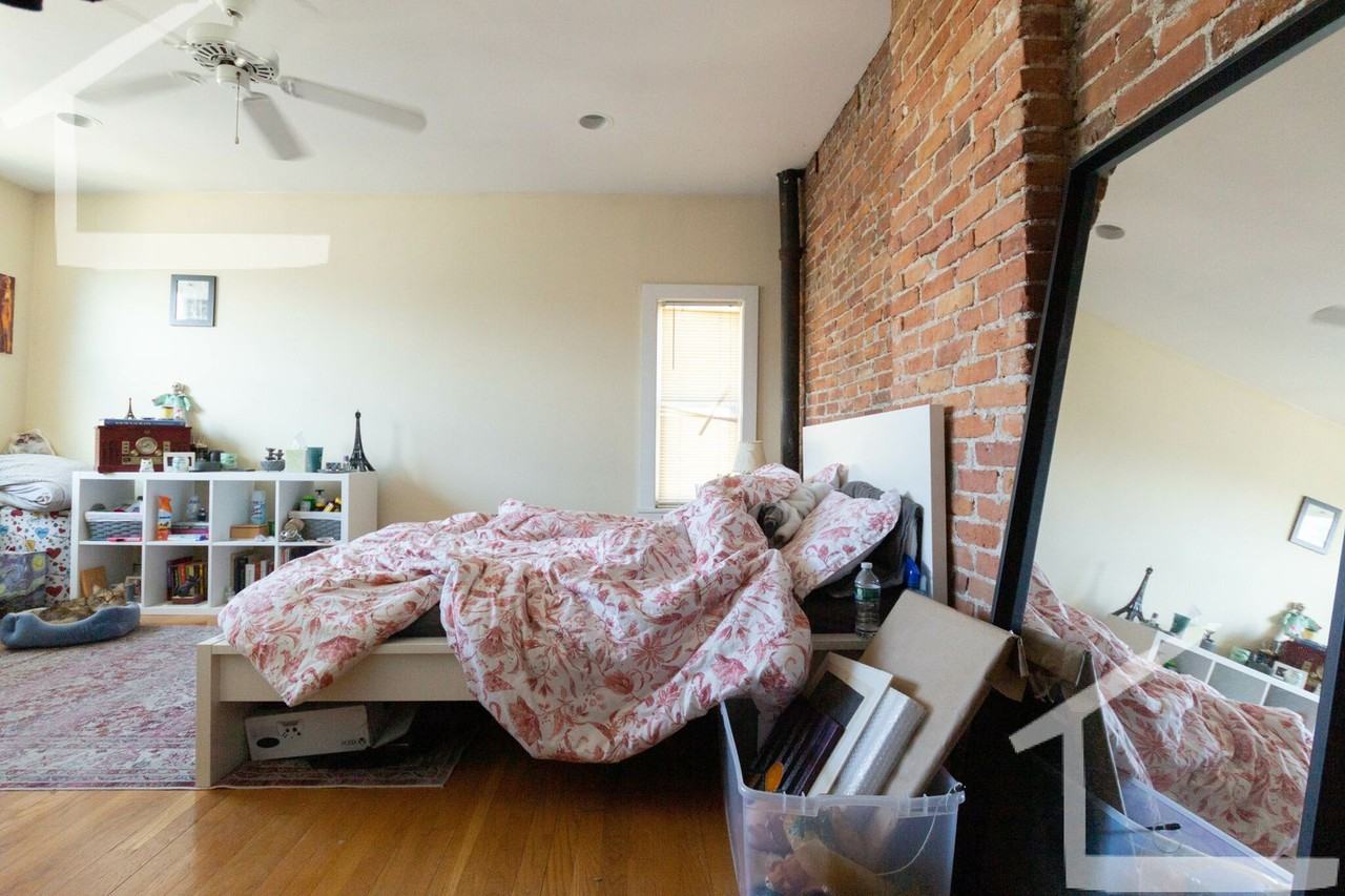 23 Bennett St - Photo 5 of 19