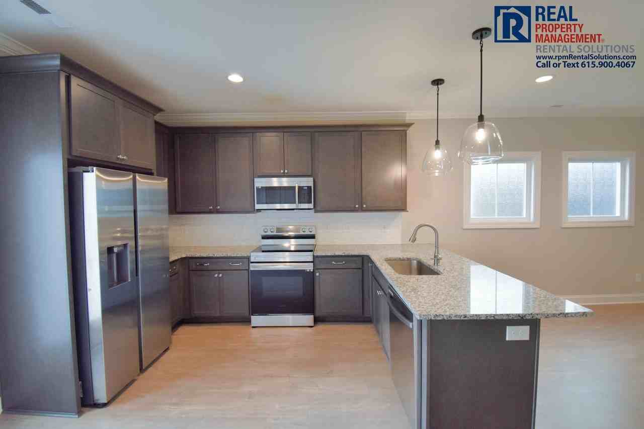 1425 Rebecca Johns Dr - Photo 7 of 30