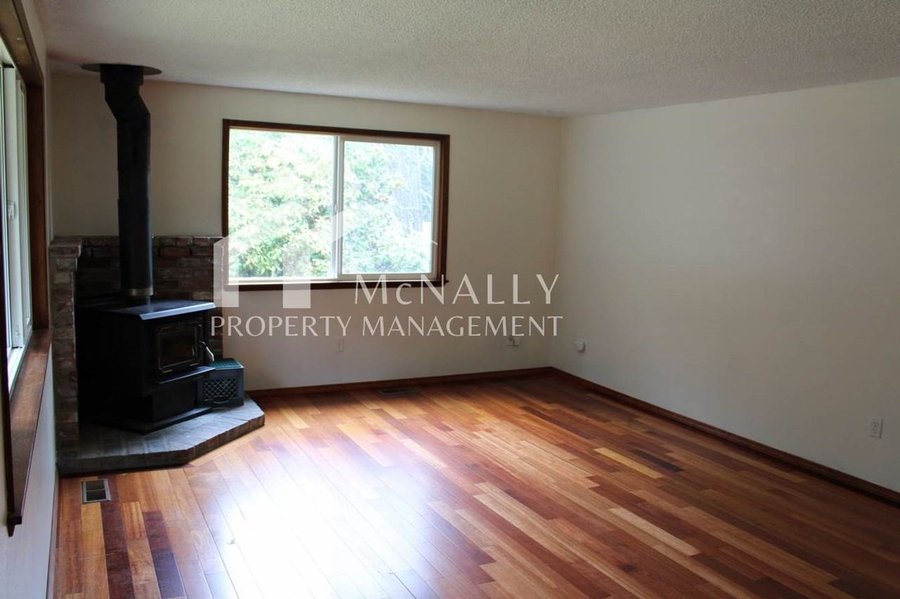 8204 51st Street Ct Nw - Photo 2 of 26