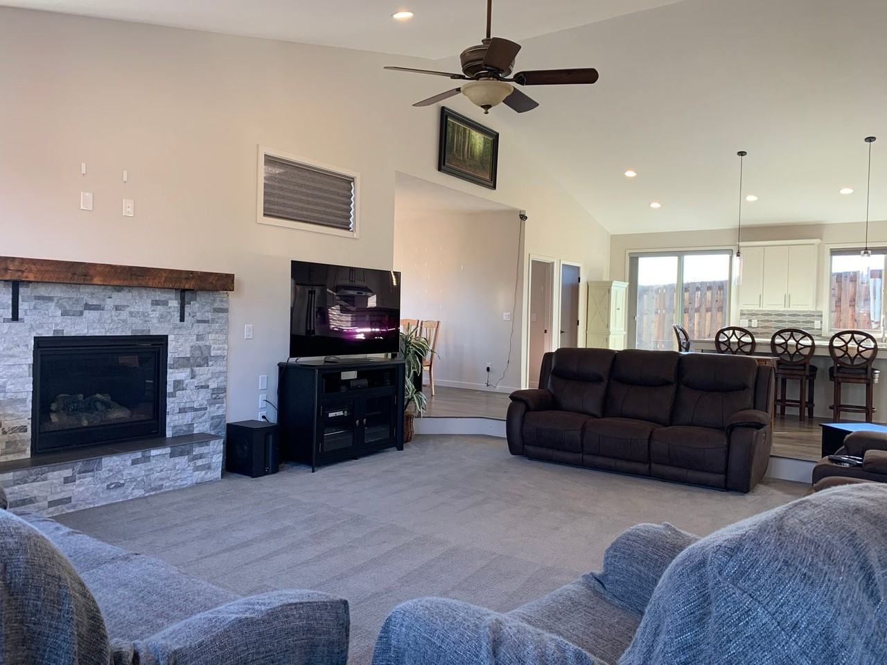 1867 Se Jasmine Pl - Photo 4 of 36