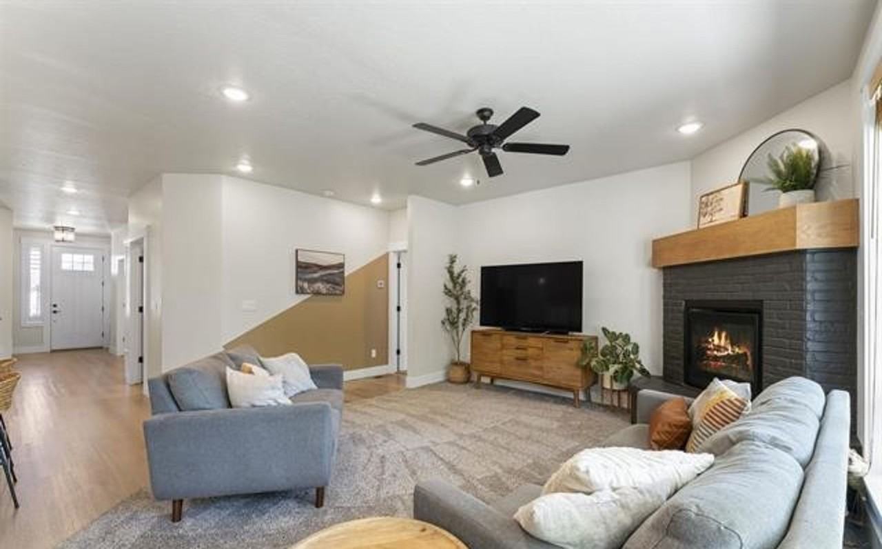 3367 N Sirocco Ave - Photo 4 of 17