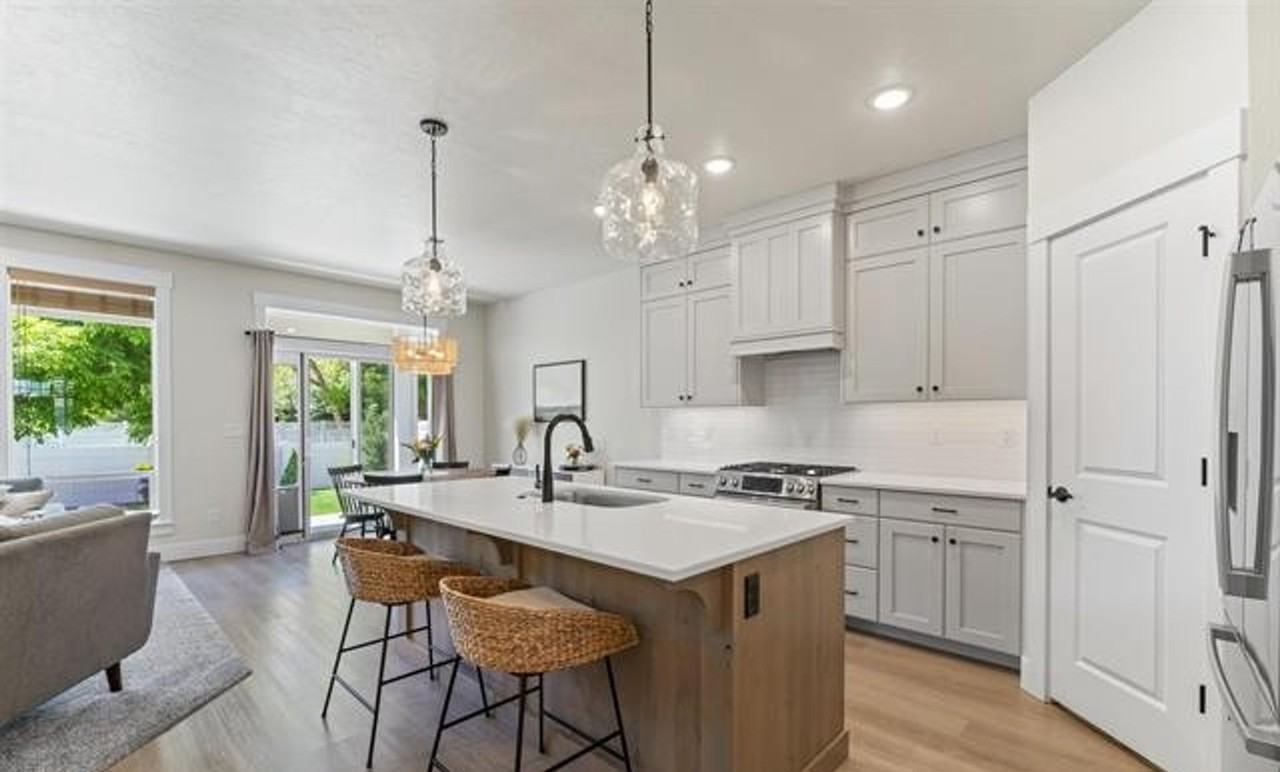 3367 N Sirocco Ave - Photo 6 of 17