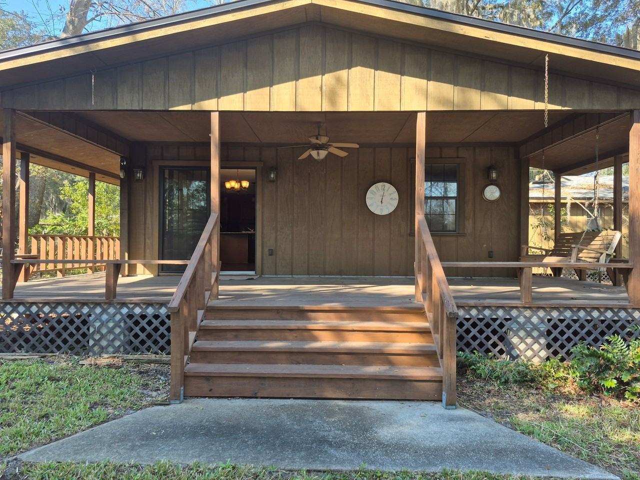 1729 Coulee Ave - Photo 6 of 33