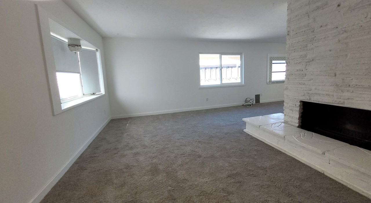 5647 Scripps St - Photo 2 of 29