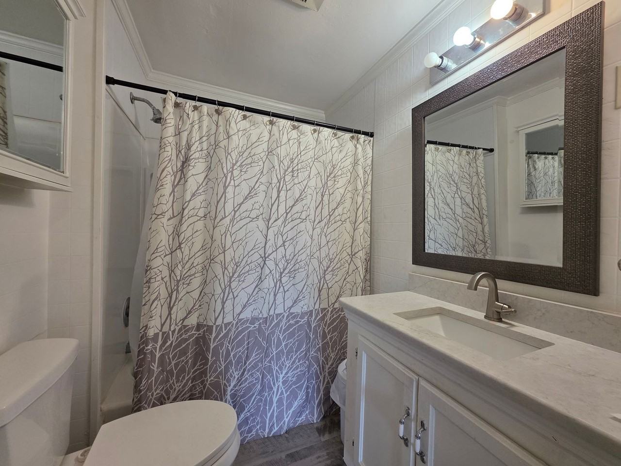 1306A Old Highway 109 N - Photo 3 of 14