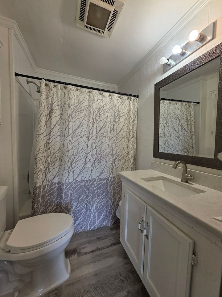 1306A Old Highway 109 N - Photo 4 of 14