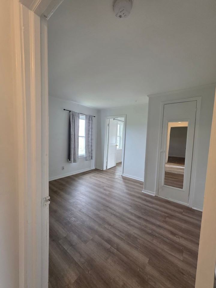 1306A Old Highway 109 N - Photo 5 of 14