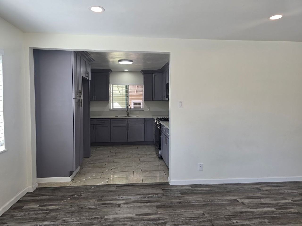 1018 N Santa Fe Ave - Photo 6 of 33