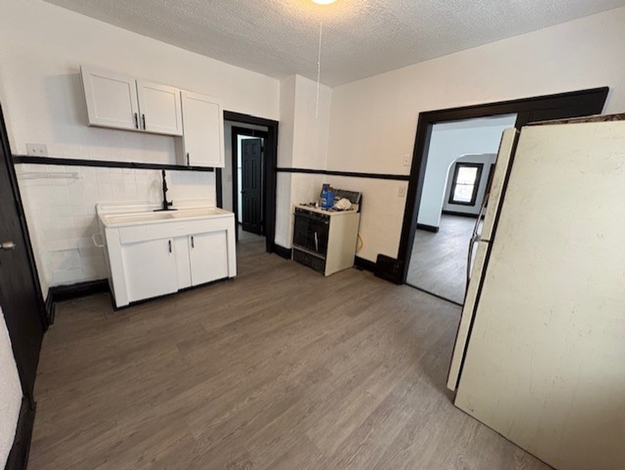 3611 E 147 St Cleveland Oh 44120 .SSC - Photo 4 of 16