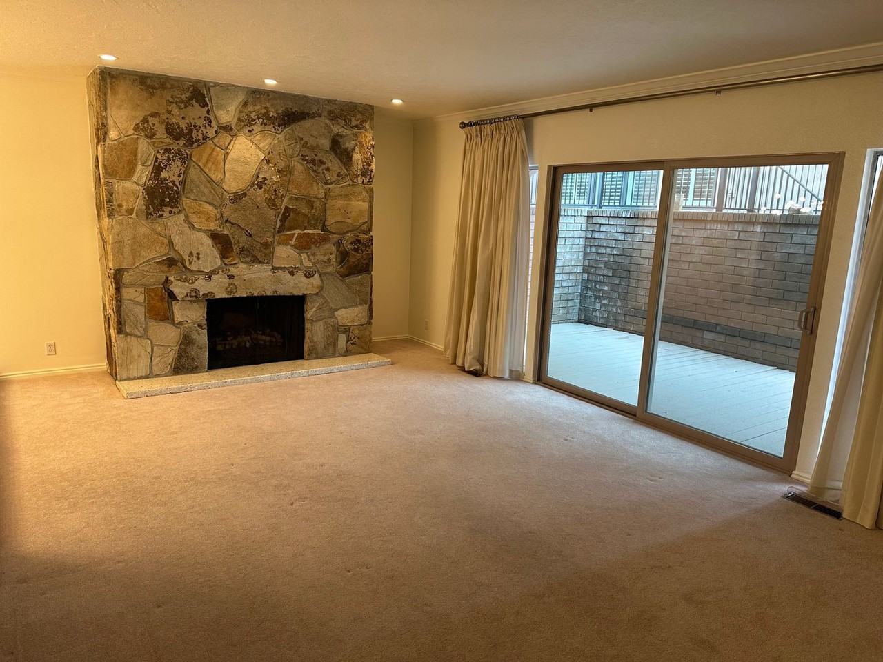 3851 S Eagle Point Dr - Photo 6 of 18