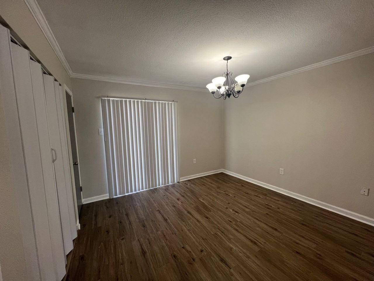 10286 W Winston Ave - Photo 6 of 14