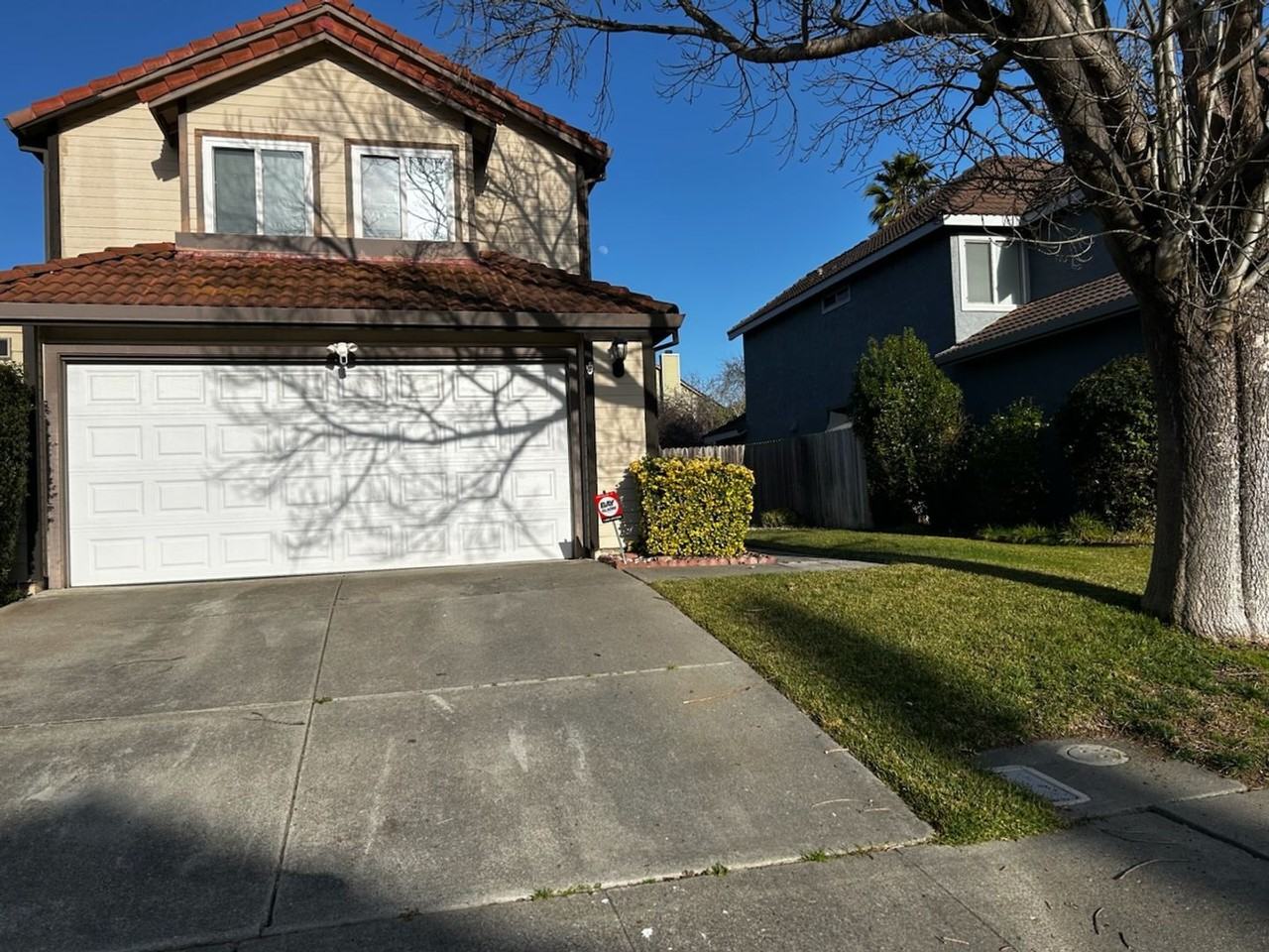 334 Bolton Way - Photo 2 of 13