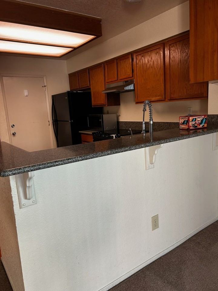 334 Bolton Way - Photo 6 of 13