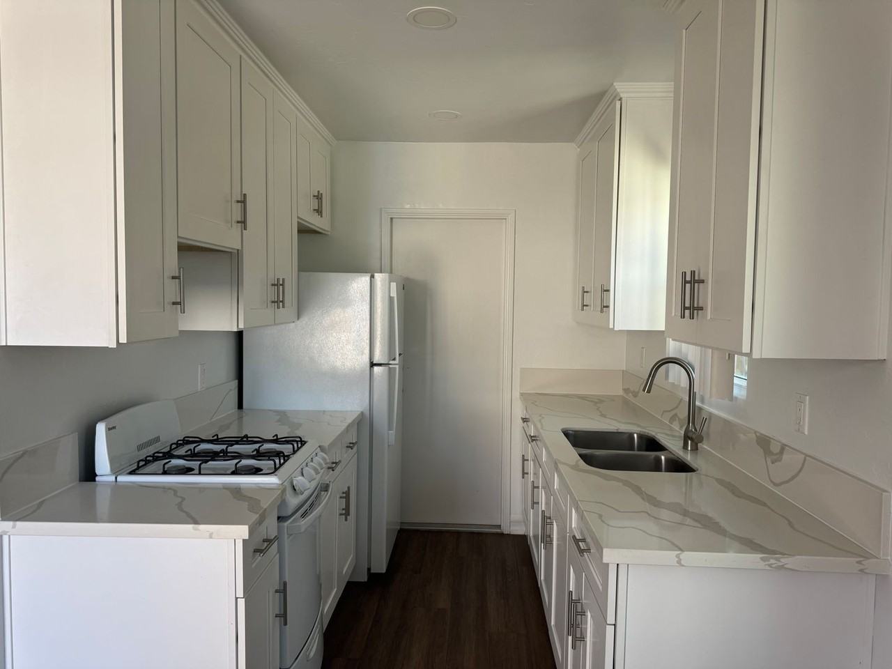 168 Garrett Ave - Photo 2 of 10