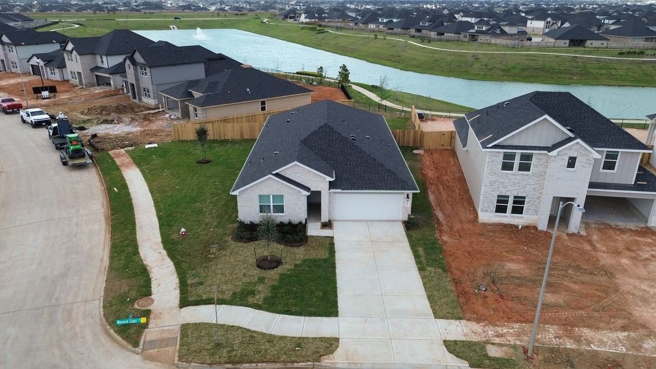 31103 Warwick Coast Ct - Photo 3 of 50