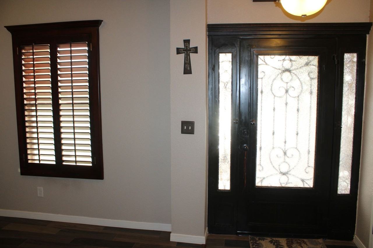 336 Emerald Woods St - Photo 2 of 7